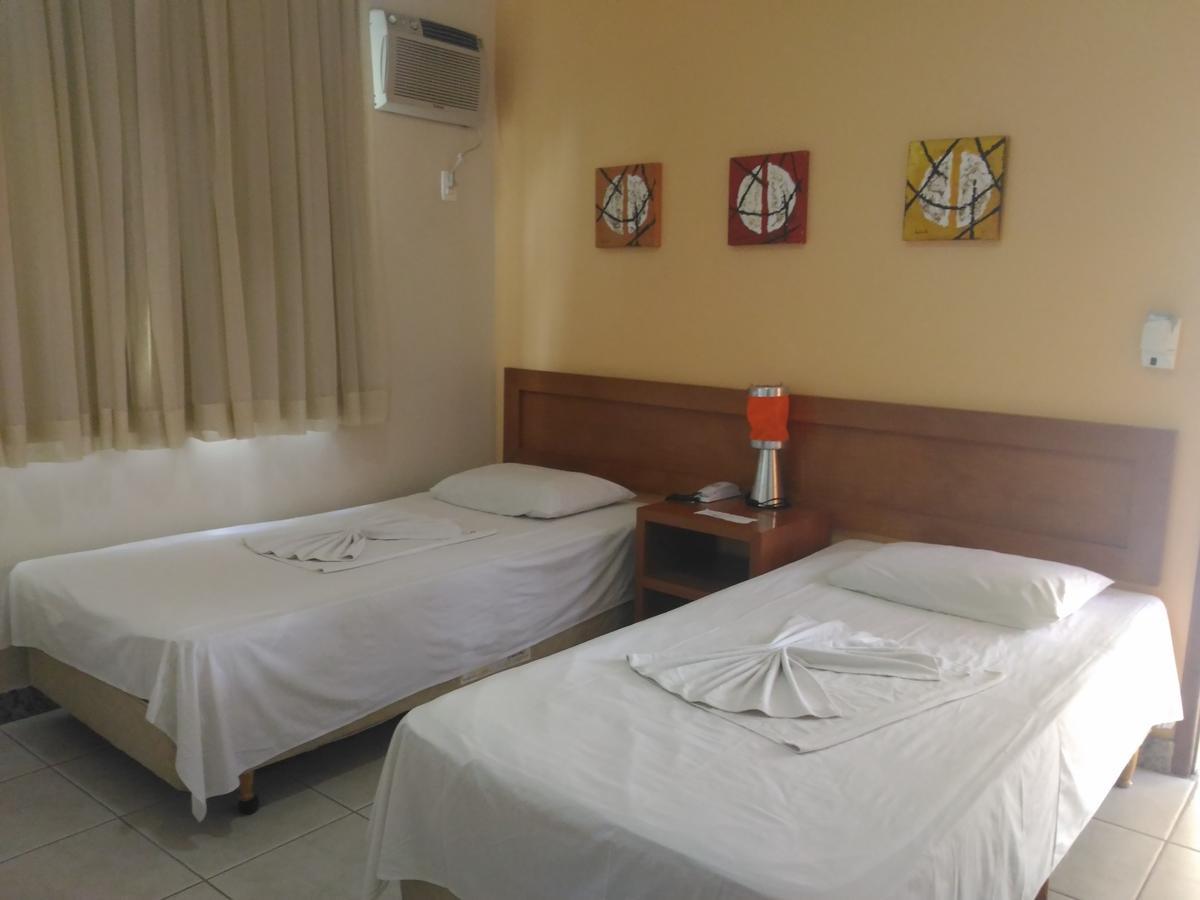 Hotel Pinheiros Chonim de Baixo Eksteriør bilde