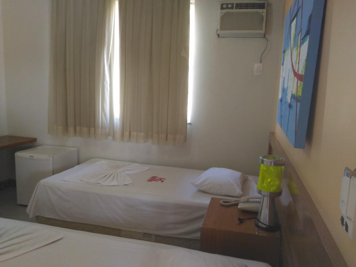 Hotel Pinheiros Chonim de Baixo Eksteriør bilde