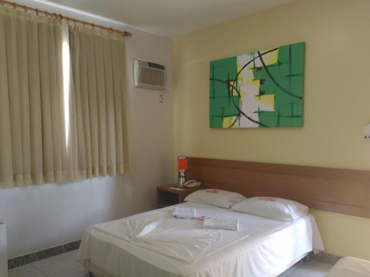 Hotel Pinheiros Chonim de Baixo Eksteriør bilde