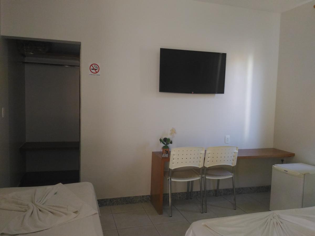 Hotel Pinheiros Chonim de Baixo Eksteriør bilde